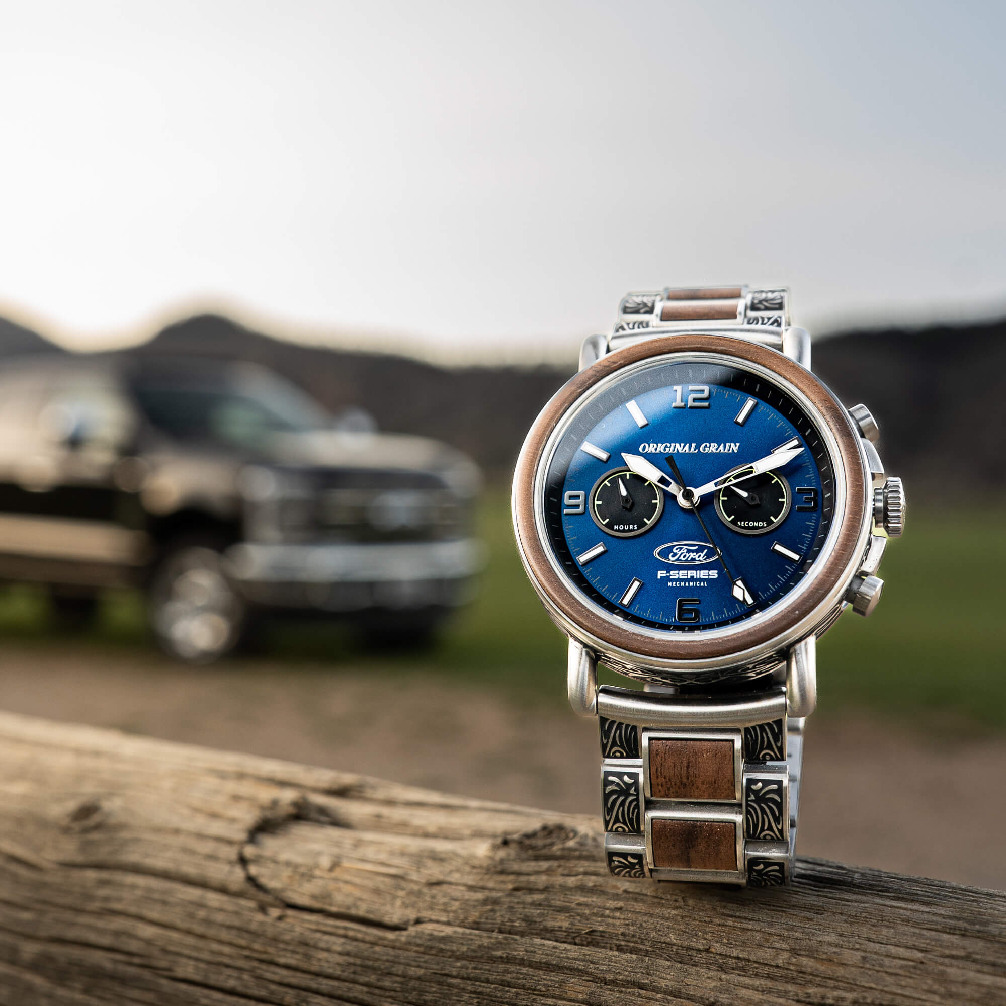 Ford.com Western Mechanical Chrono 44mm