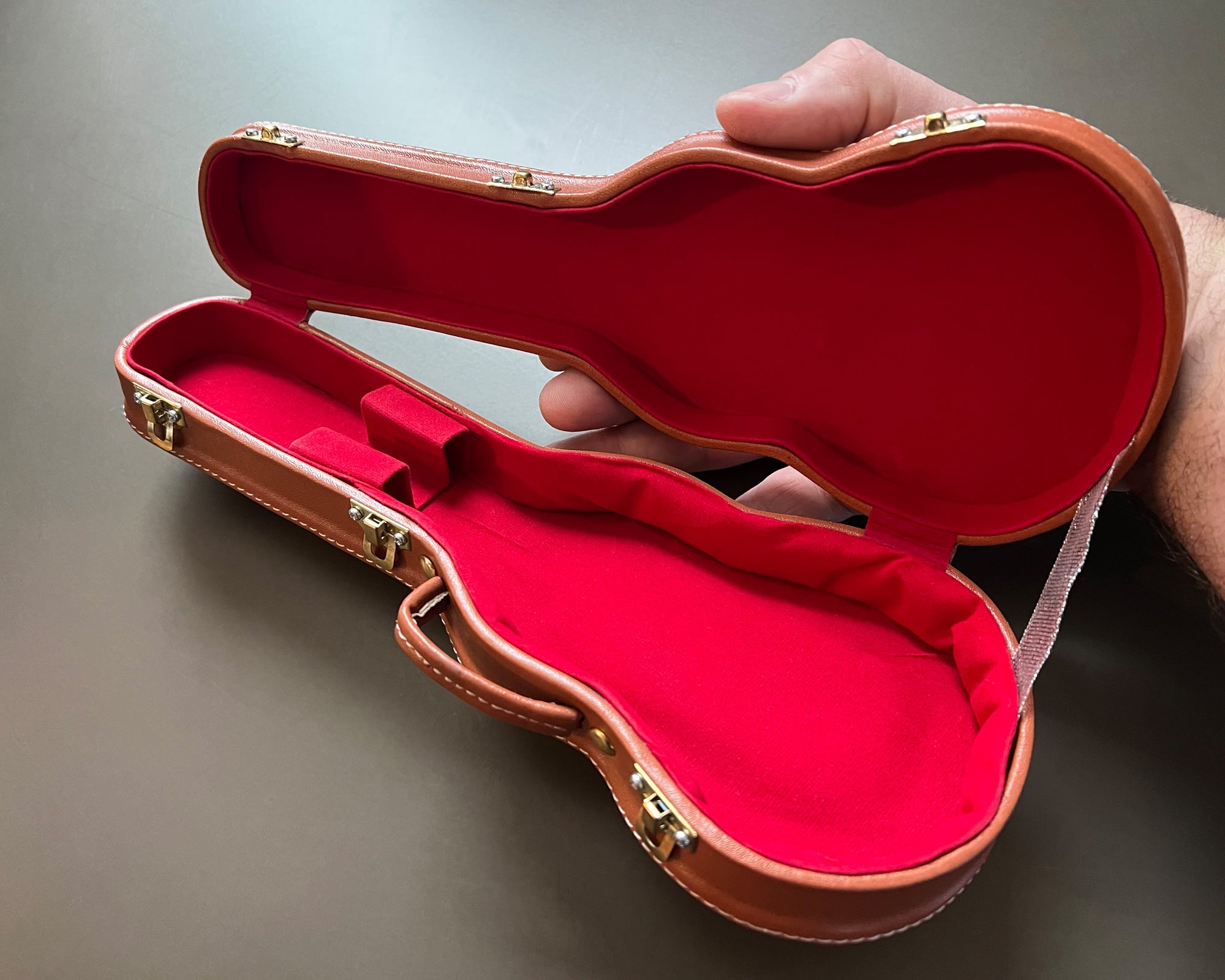 Miniature Gibson Les Paul Original Hardshell Case Brown - 1:4 Scale