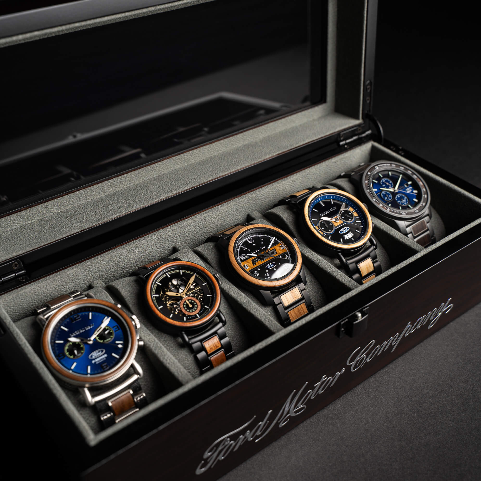 Ford .com Ebony 5 Watch Holder