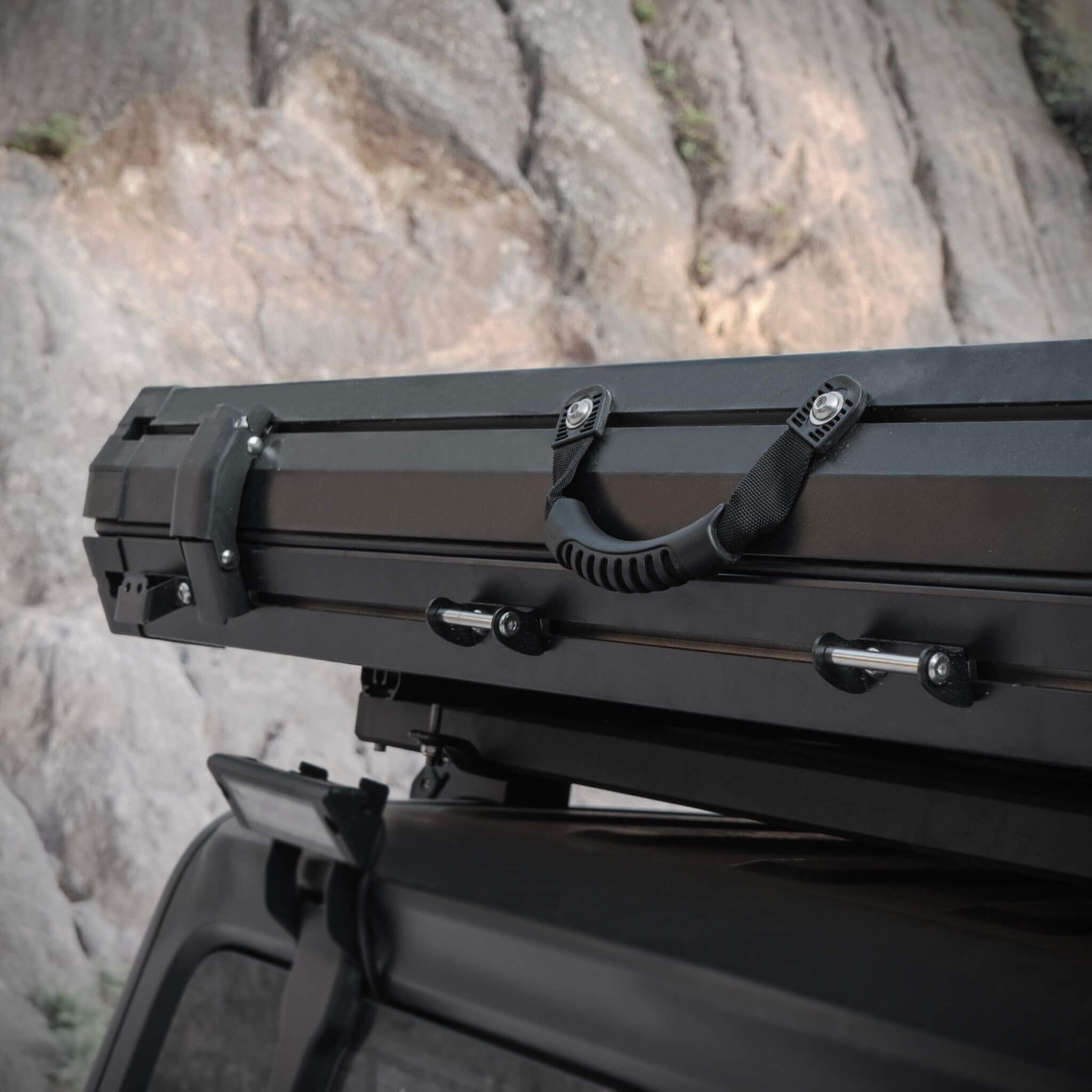 Trailora Altitude Heavy-Duty Hard-Shell Rooftop Tent With Ladder | 2-3 Person