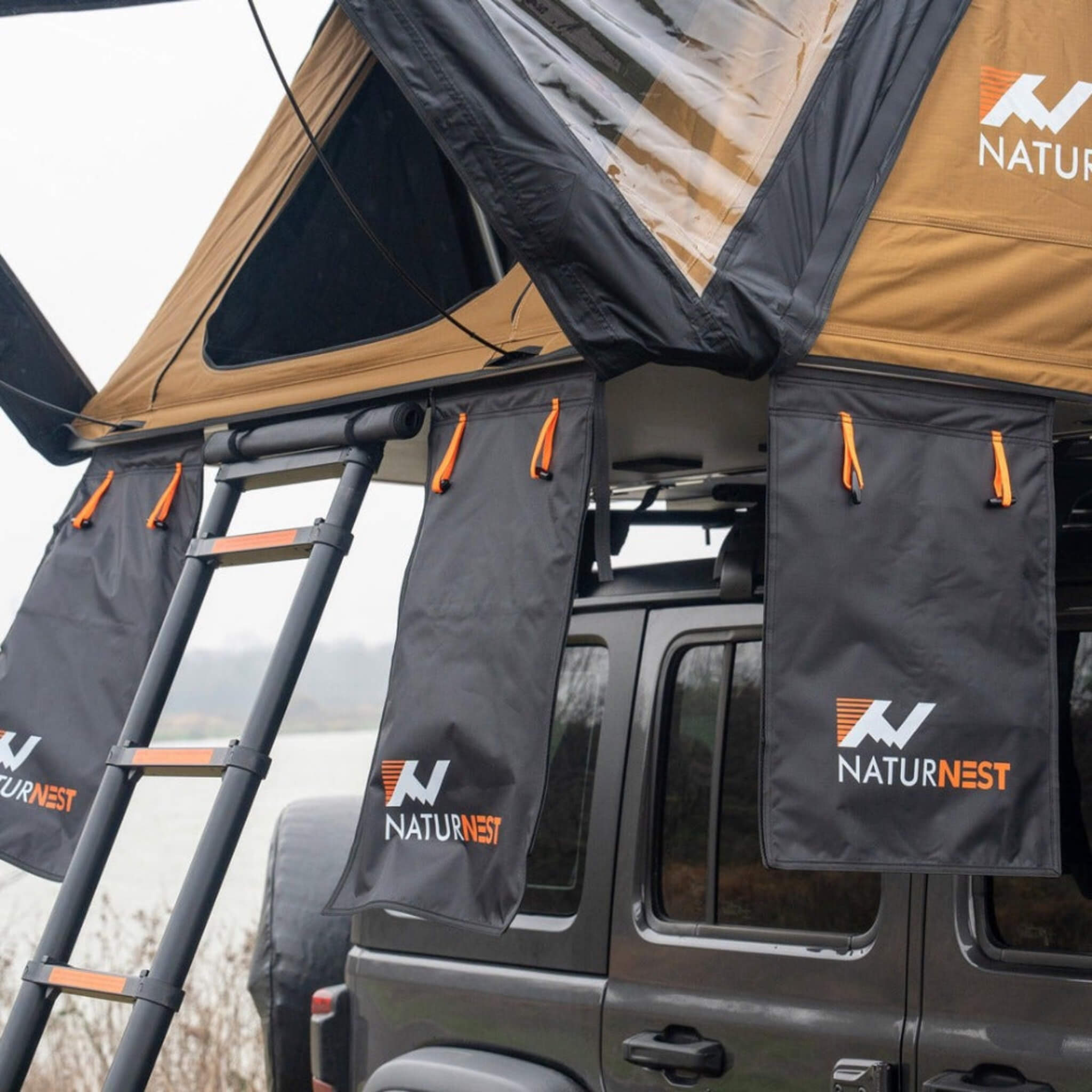 Naturnest Sirius 2 Premium 2XL 3-Person Clamshell Rooftop Tent