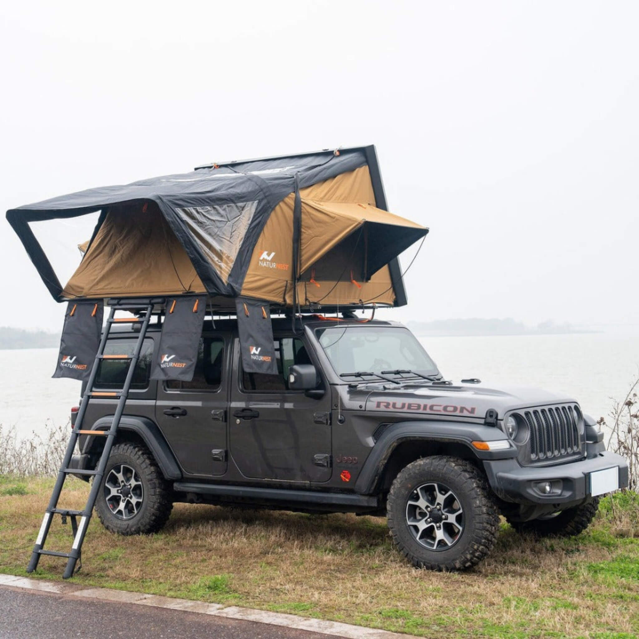 Naturnest Sirius 2 Premium 2XL 3-Person Clamshell Rooftop Tent