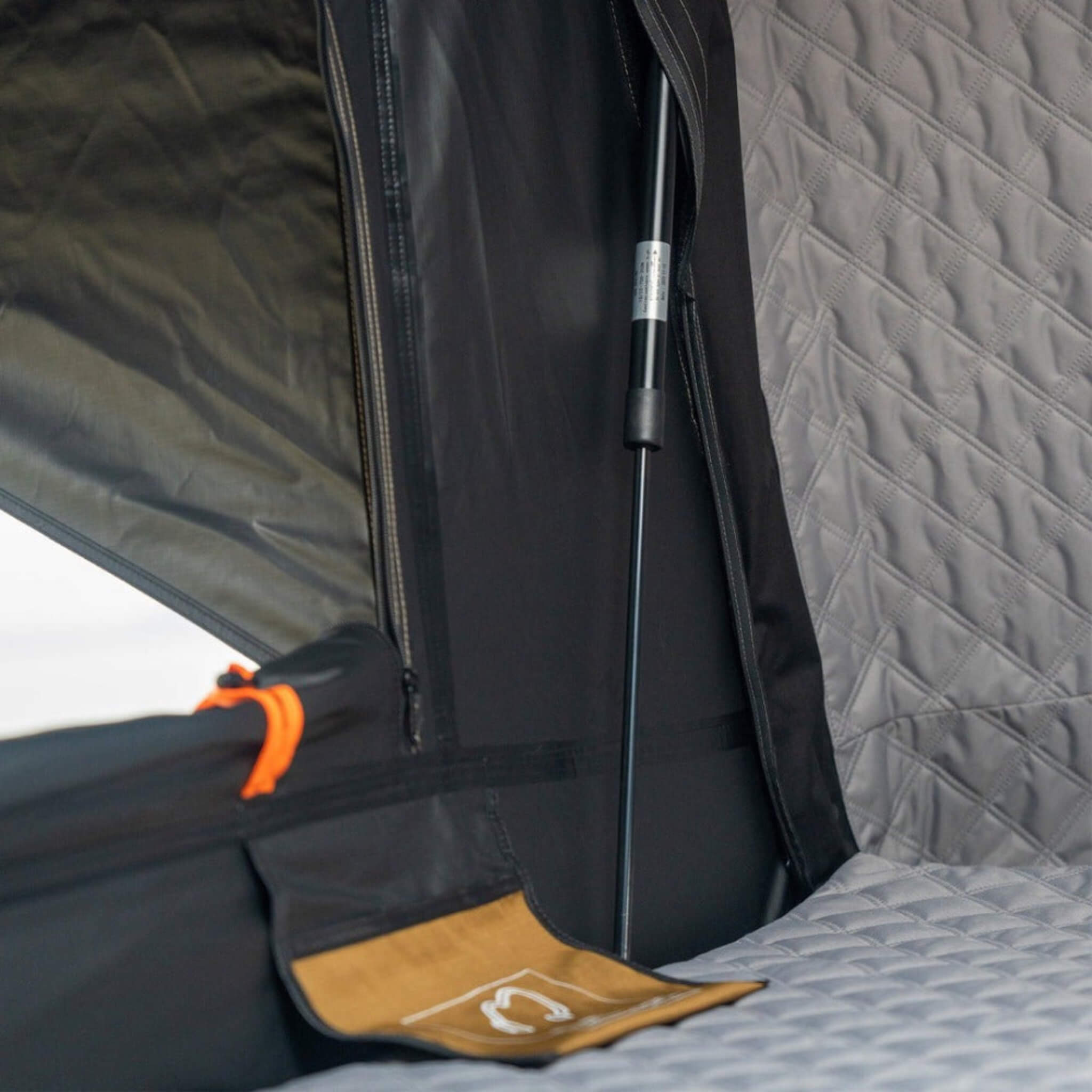 Naturnest Sirius 2 Premium 2XL 3-Person Clamshell Rooftop Tent
