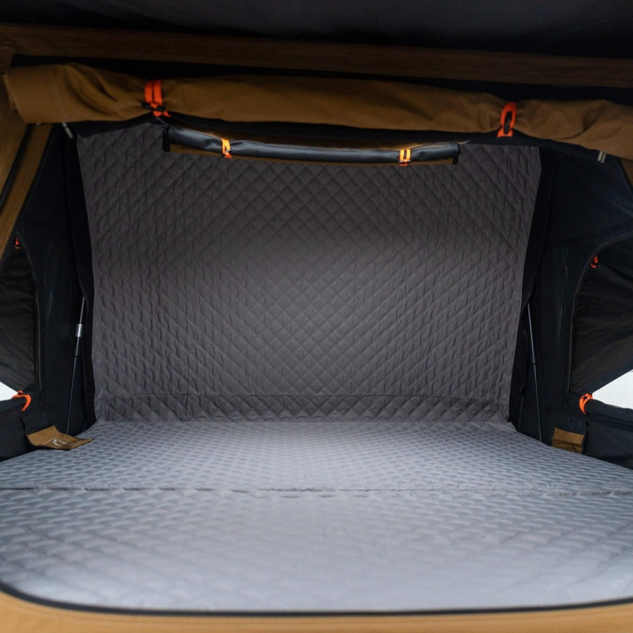 Naturnest Sirius 2 Premium 2XL 3-Person Clamshell Rooftop Tent