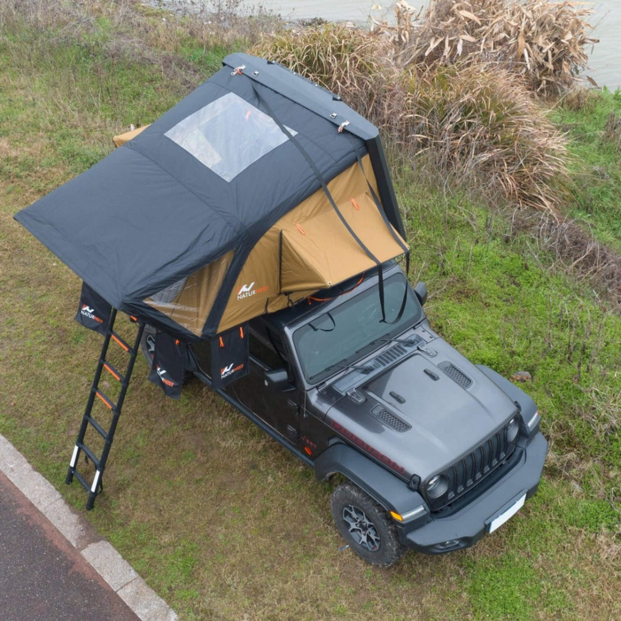 Naturnest Sirius 2 Premium 2XL 3-Person Clamshell Rooftop Tent